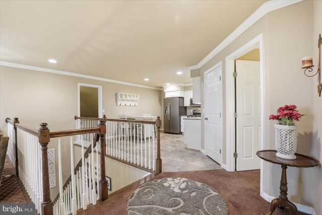 127 ANNA LN, Elizabethtown, PA 17022