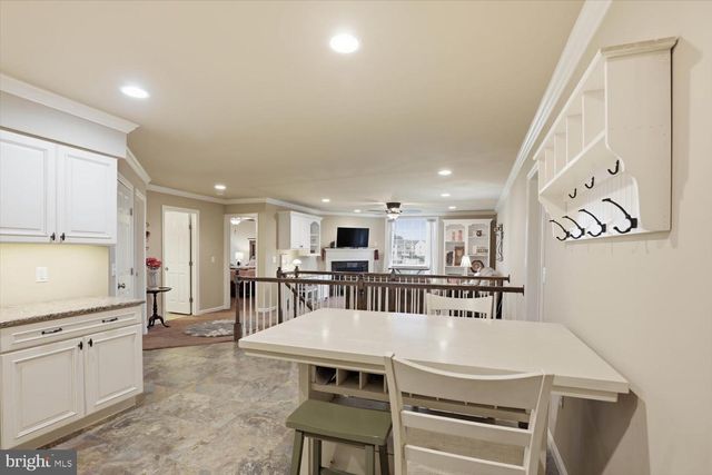 127 ANNA LN, Elizabethtown, PA 17022