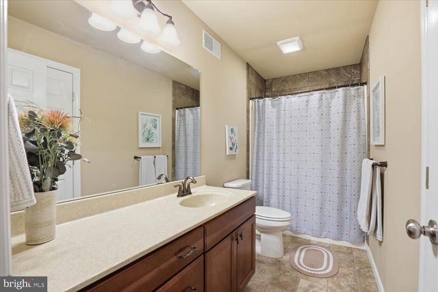 127 ANNA LN, Elizabethtown, PA 17022
