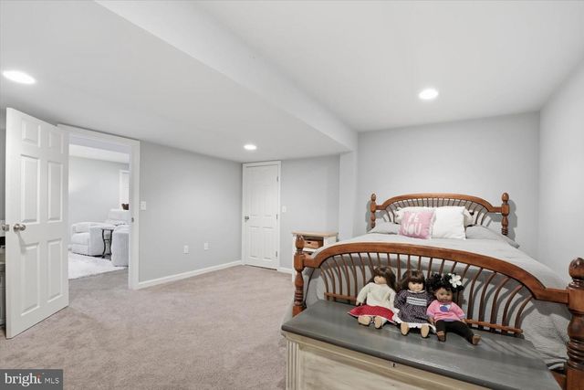 127 ANNA LN, Elizabethtown, PA 17022