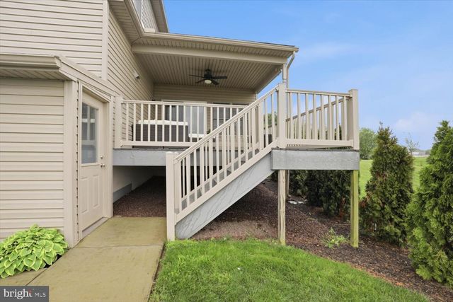 127 ANNA LN, Elizabethtown, PA 17022