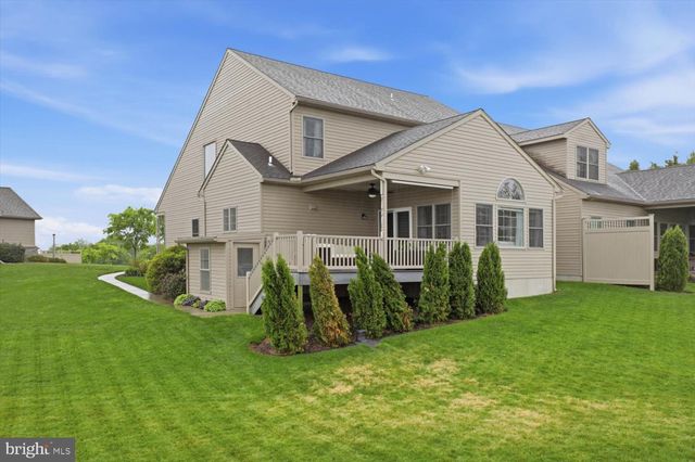 127 ANNA LN, Elizabethtown, PA 17022