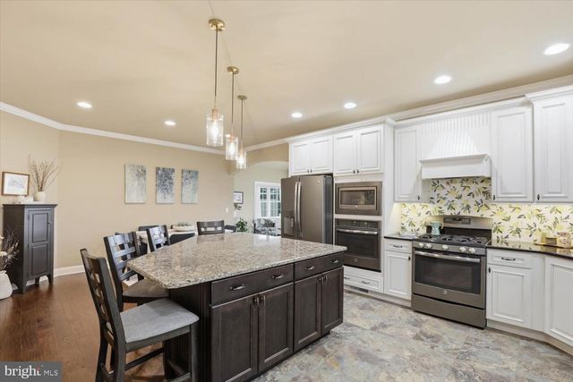 127 ANNA LN, Elizabethtown, PA 17022