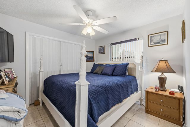 10933 Stafford Cir S Circle S, Boynton Beach, FL 33436