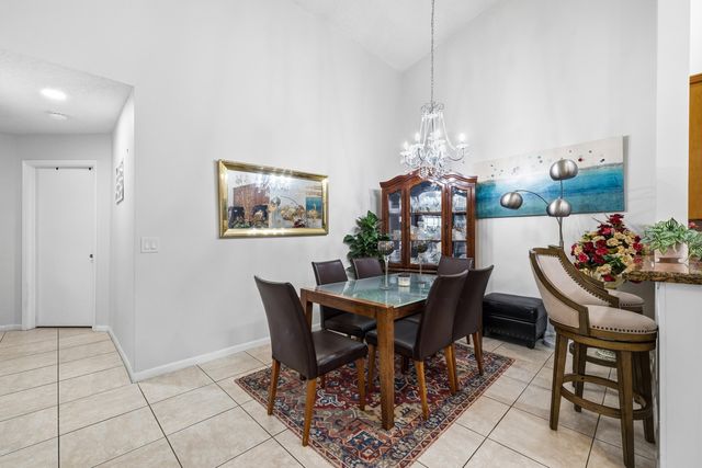 10933 Stafford Cir S Circle S, Boynton Beach, FL 33436