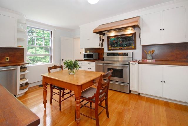 96 Lexington Road, Lincoln, MA 01773