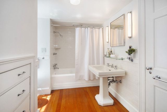 96 Lexington Road, Lincoln, MA 01773
