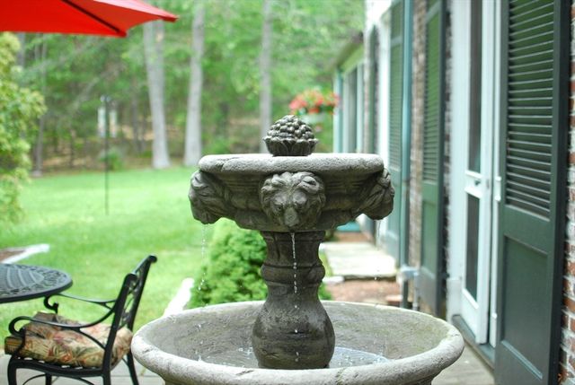 96 Lexington Road, Lincoln, MA 01773