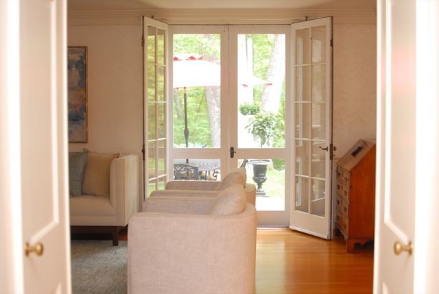 96 Lexington Road, Lincoln, MA 01773