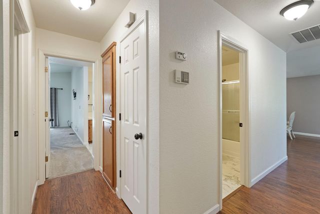 2109 Bluejay Way, Lodi, CA 95240