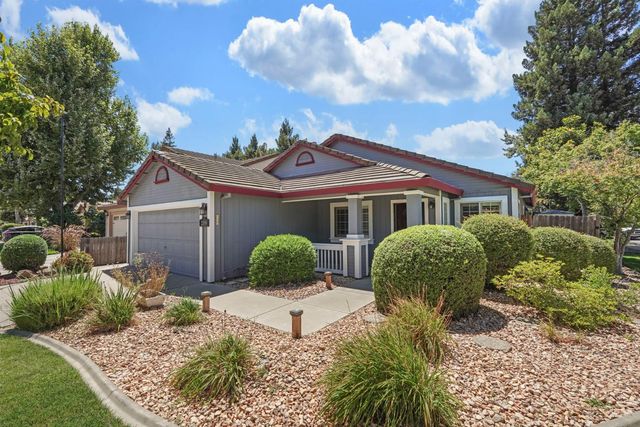 2109 Bluejay Way, Lodi, CA 95240
