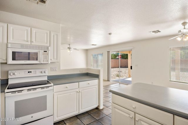 741 S Esmeralda Street, Mesa, AZ 85208