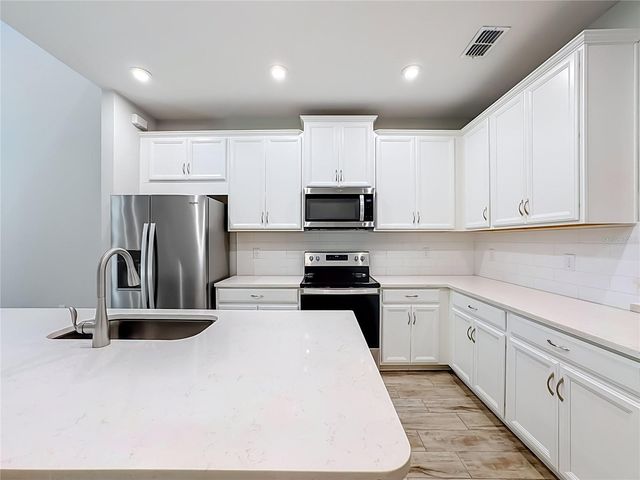 5517 COACHWOOD COVE, Bradenton, FL 34211