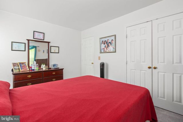 4796 PEARSON DR, Woodbridge, VA 22193