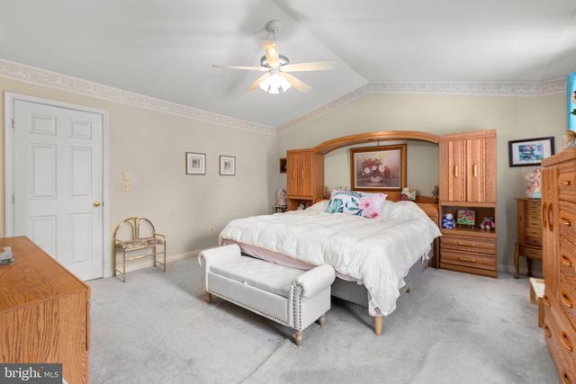 4796 PEARSON DR, Woodbridge, VA 22193