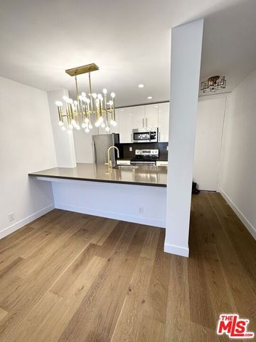 141 S Clark Drive 421, West Hollywood, CA 90048