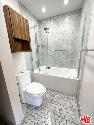 141 S Clark Drive 421, West Hollywood, CA 90048