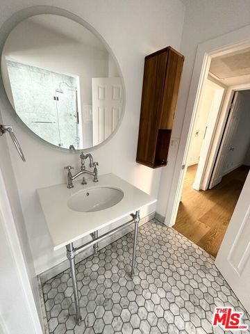 141 S Clark Drive 421, West Hollywood, CA 90048