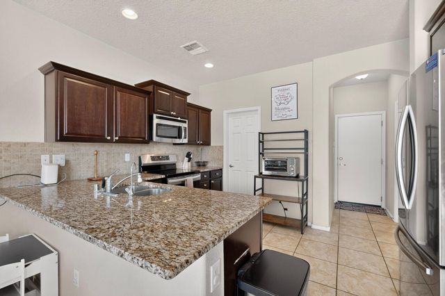 8944 Mission Ridge Drive NW, Albuquerque, NM 87114