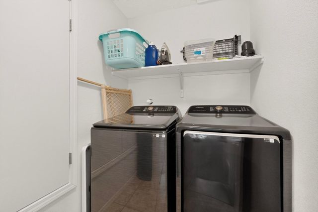 8944 Mission Ridge Drive NW, Albuquerque, NM 87114