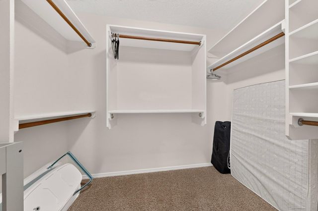 8944 Mission Ridge Drive NW, Albuquerque, NM 87114