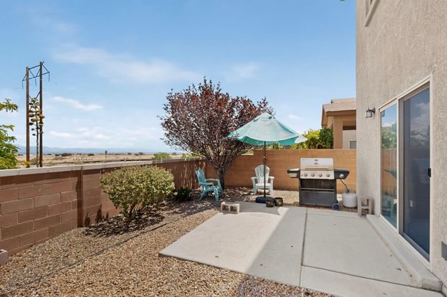 8944 Mission Ridge Drive NW, Albuquerque, NM 87114