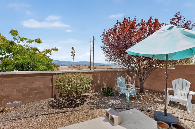 8944 Mission Ridge Drive NW, Albuquerque, NM 87114