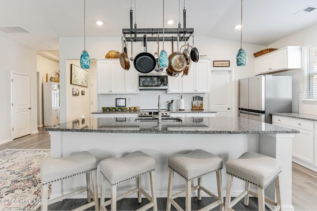 8718 Nottoway Avenue NW, Calabash, NC 28467