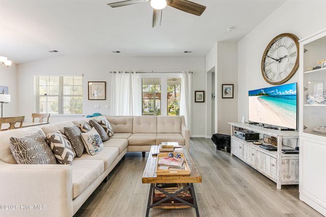 8718 Nottoway Avenue NW, Calabash, NC 28467