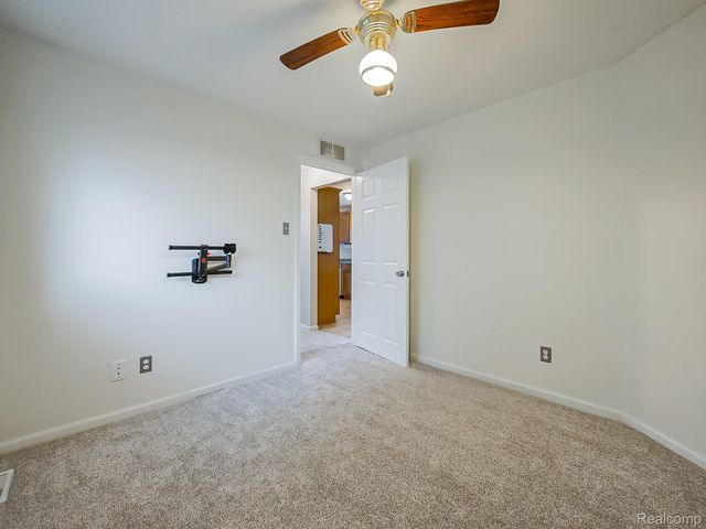 3408 Fieldview Avenue, West Bloomfield Charter Township, MI 48324