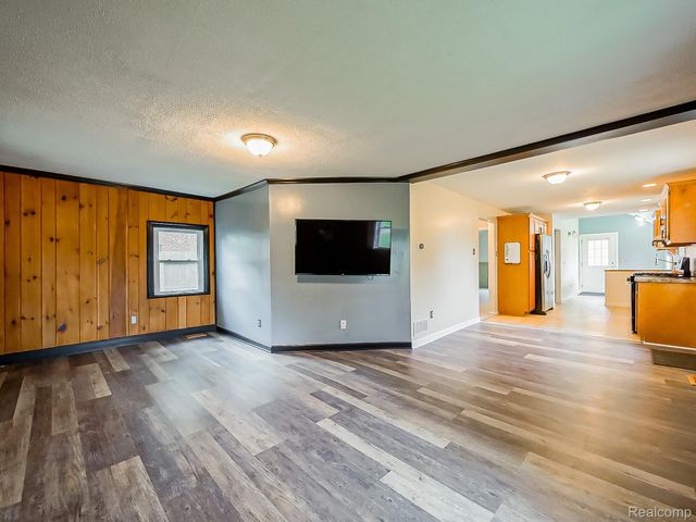 3408 Fieldview Avenue, West Bloomfield Charter Township, MI 48324