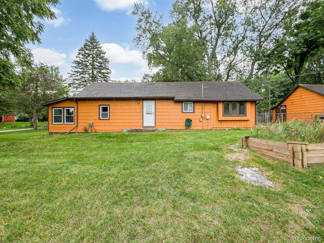 3408 Fieldview Avenue, West Bloomfield Charter Township, MI 48324