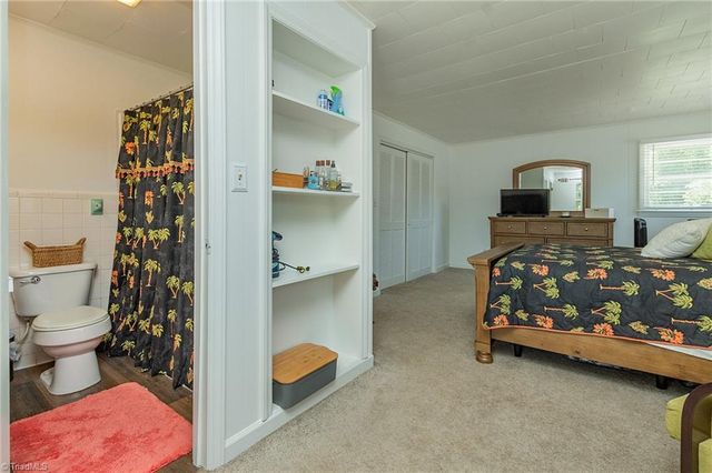 606 3rd Avenue, Mayodan, NC 27027