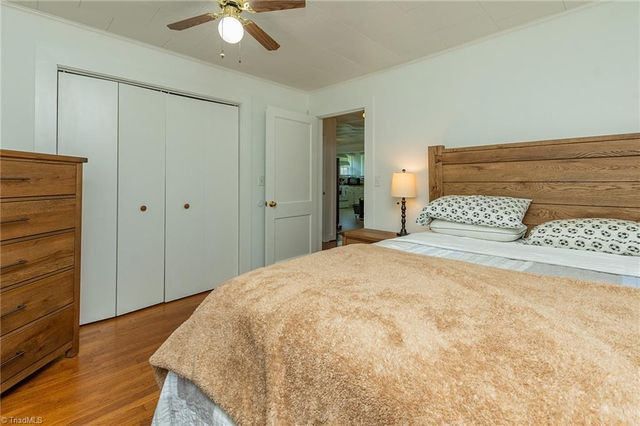 606 3rd Avenue, Mayodan, NC 27027