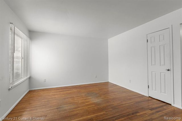 4994 Campbell Street, Dearborn Heights, MI 48125