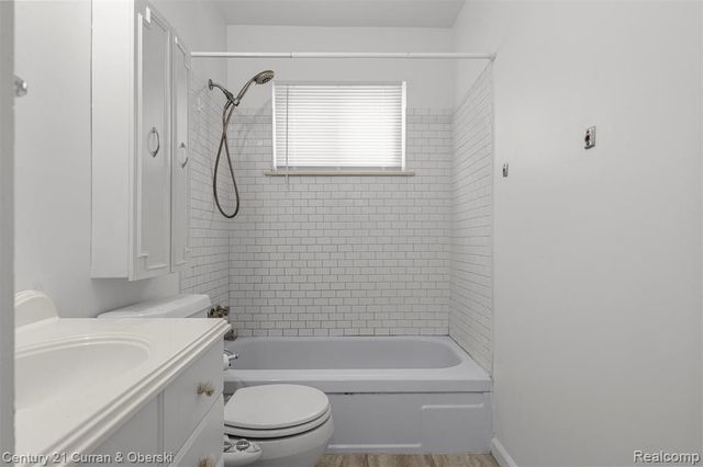 4994 Campbell Street, Dearborn Heights, MI 48125