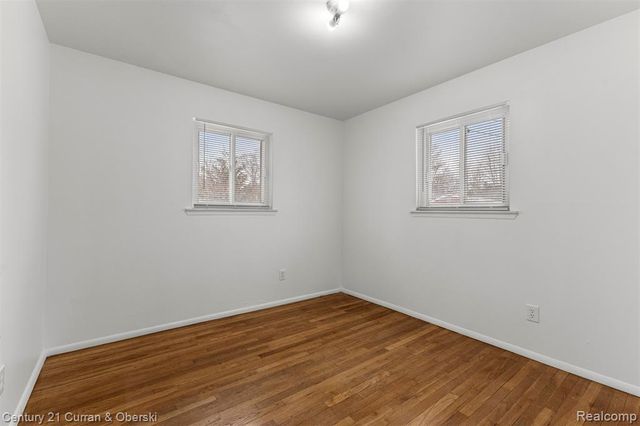 4994 Campbell Street, Dearborn Heights, MI 48125