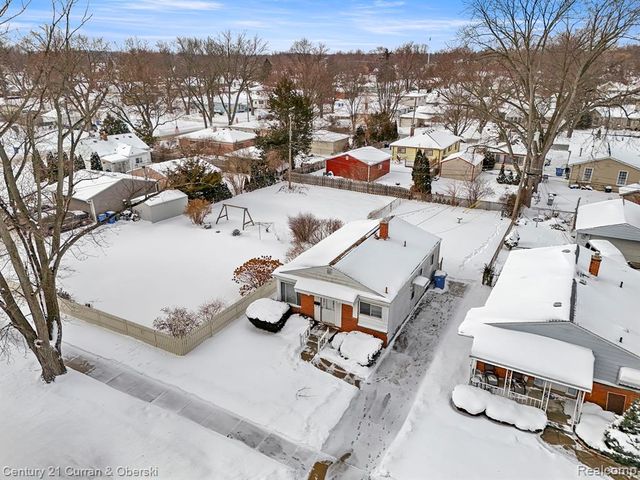 4994 Campbell Street, Dearborn Heights, MI 48125