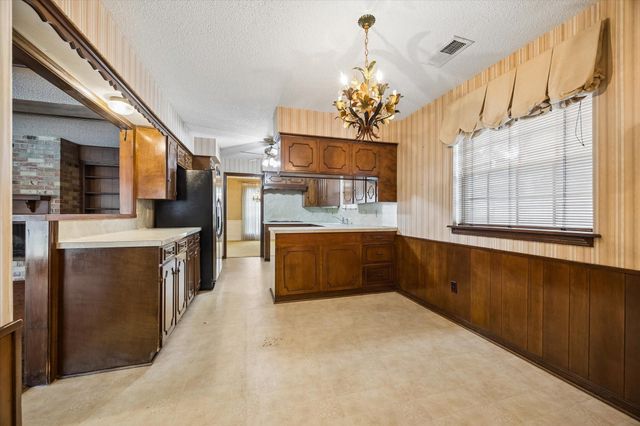 7914 Windswept Lane, Houston, TX 77063