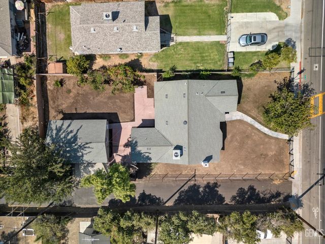 135 A Street, Bakersfield, CA 93304