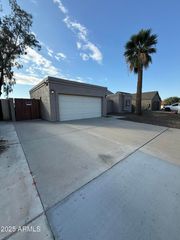 5651 W MESCAL Street, Glendale, AZ 85304