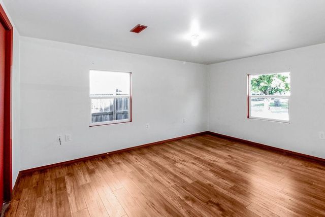 2531 S Washington, Wichita, KS 67216