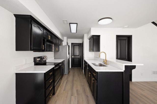 826 S Hickory Lane, Nixa, MO 65714