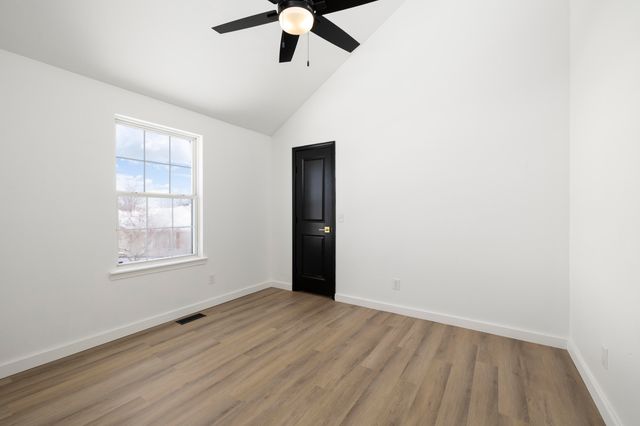 826 S Hickory Lane, Nixa, MO 65714