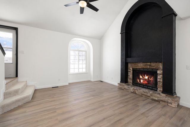 826 S Hickory Lane, Nixa, MO 65714