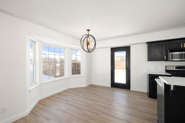 826 S Hickory Lane, Nixa, MO 65714