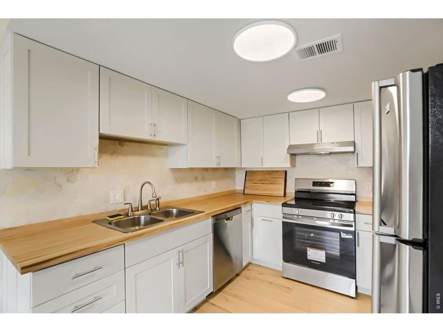 12506 Forest Dr, Thornton, CO 80241