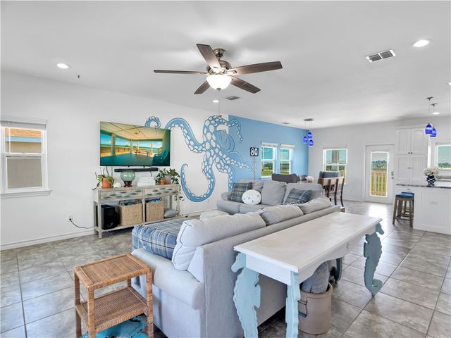 153 Beach View, Port Aransas, TX 78373