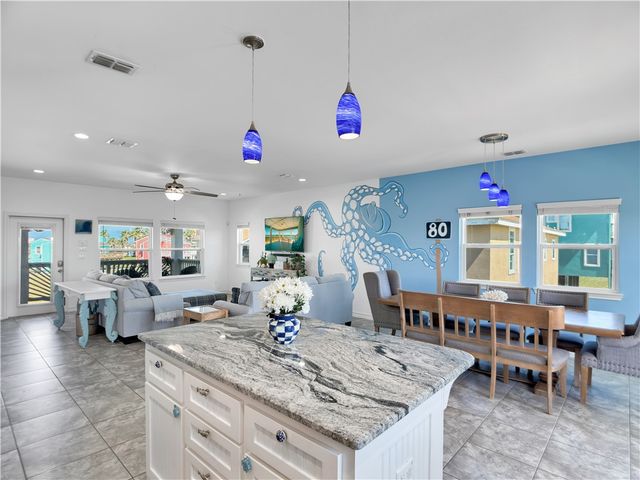 153 Beach View, Port Aransas, TX 78373