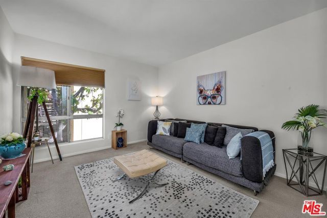 6275 Canterbury Drive 302, Culver City, CA 90230